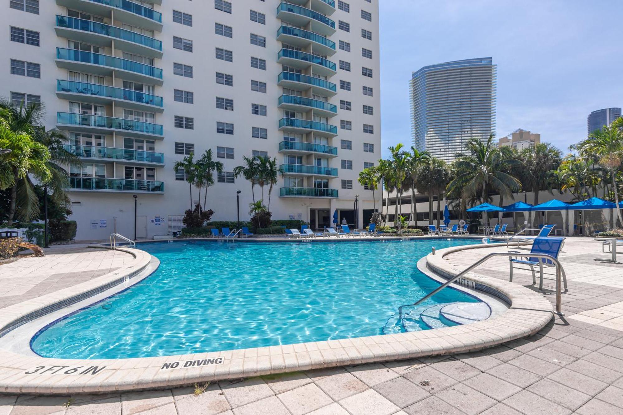 Ocean Reserve Sunny Isles Beach Exteriör bild
