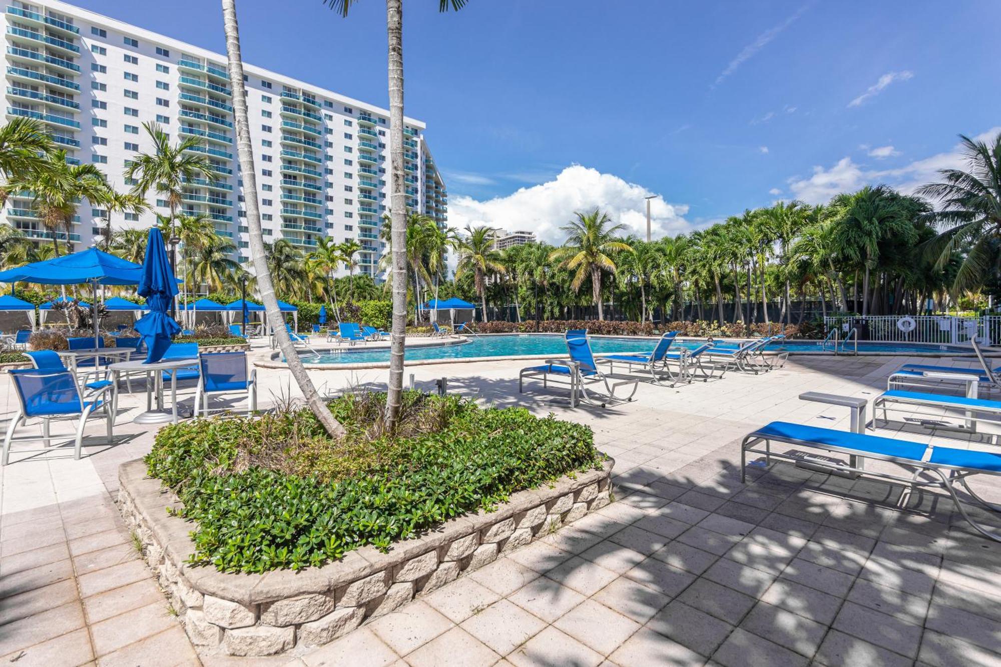 Ocean Reserve Sunny Isles Beach Exteriör bild